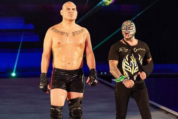 Will Cain Velazquez be in the men's Royal Rumble match?